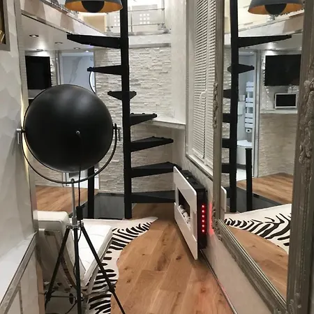 Apartment Superbe Triplex Au Coeur De Montorgueil *
