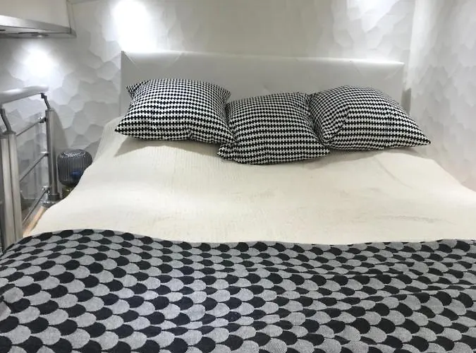 Apartment Superbe Triplex Au Coeur De Montorgueil Paris